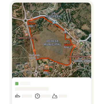 Un mapa tridimensional con una polilínea de color naranja que traza la ruta de una actividad de Strava.