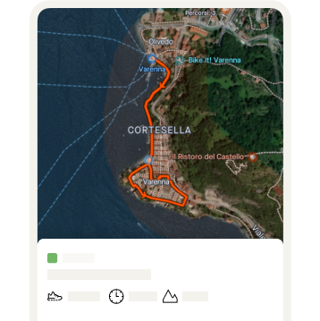 Una mappa 3D con una linea tratteggiata arancione mostra il percorso di un’attività di Strava.